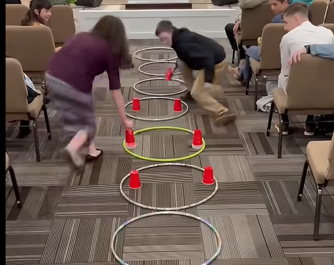 لعبة لم اكواب